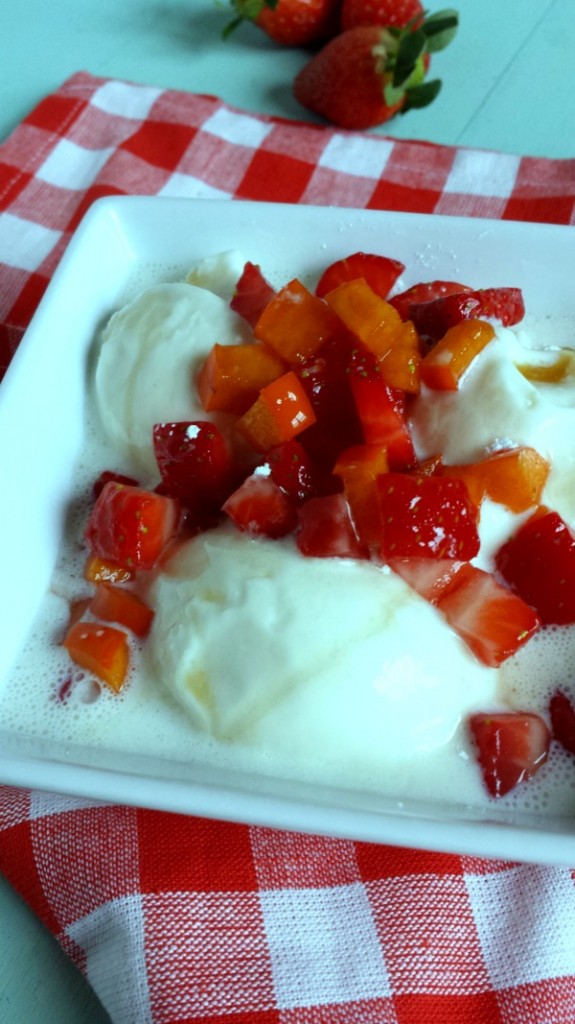 Strawberries & Persimmon Frozen Yogurt 2